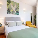 Bright Flat Few Steps To Aliados Av By Lovelystay Daire