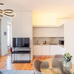 Bright Flat Few Steps To Aliados Av By Lovelystay Porto