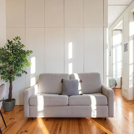 Bright Flat Few Steps To Aliados Av By Lovelystay Apartment Porto