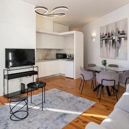 Bright Flat Few Steps To Aliados Av By Lovelystay Apartment Porto