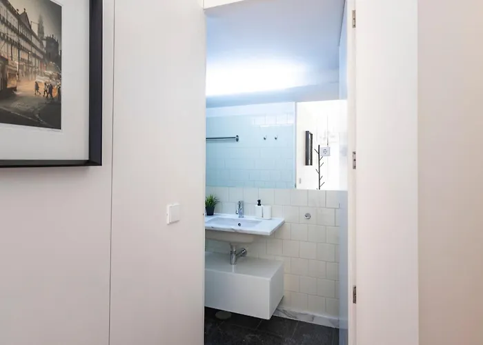 Lejlighed Bright Flat Few Steps To Aliados Av By Lovelystay Porto