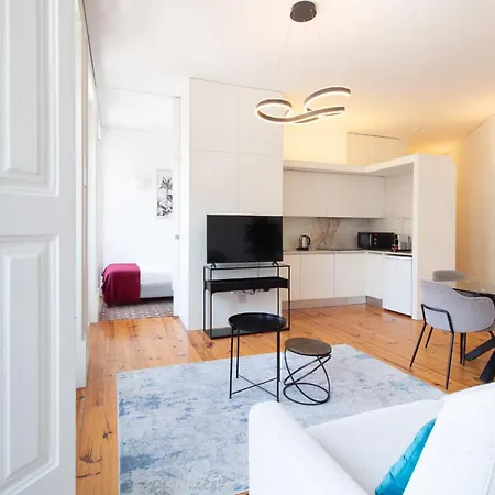 Apartament Bright Flat Few Steps To Aliados Av By Lovelystay Porto