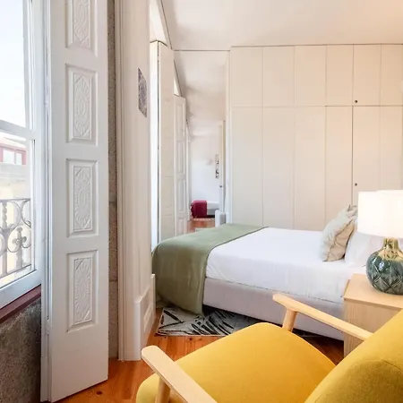 Bright Flat Few Steps To Aliados Av By Lovelystay Apartament Porto