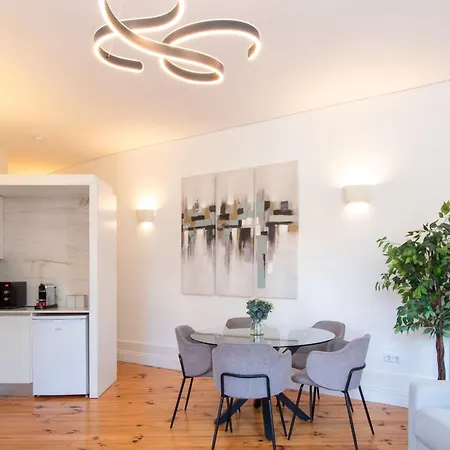 Bright Flat Few Steps To Aliados Av By Lovelystay *