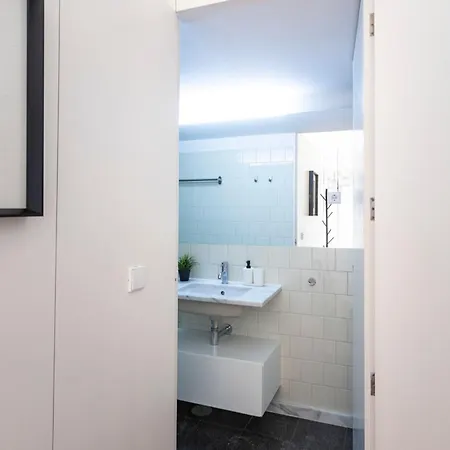 Lejlighed Bright Flat Few Steps To Aliados Av By Lovelystay Porto