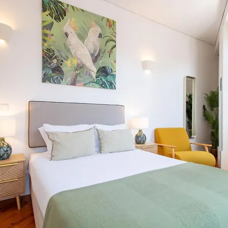 Bright Flat Few Steps To Aliados Av By Lovelystay Lejlighed